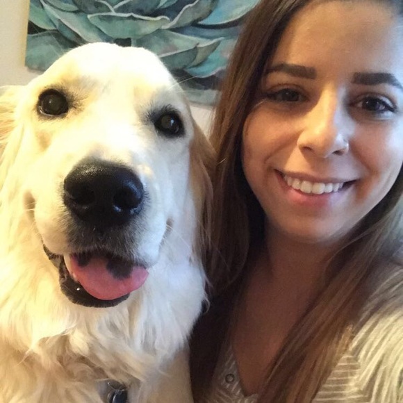 Meet your Posher, Amanda - Picture 1 of 1